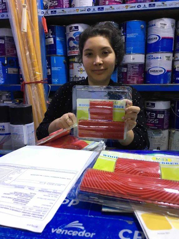 Cliente con set de veteadores